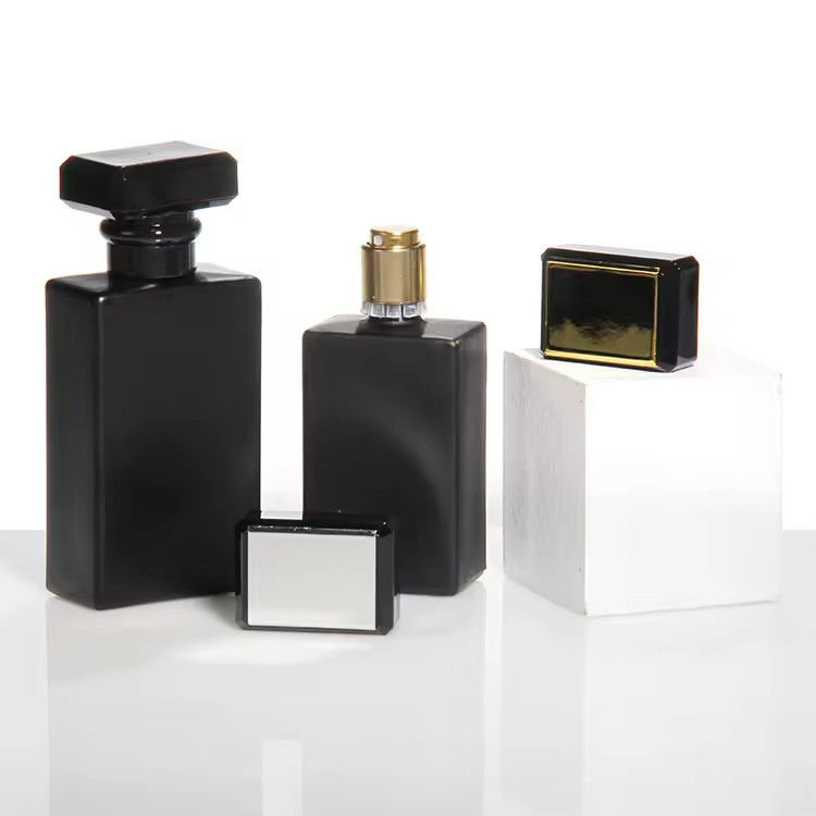 Chai nước hoa sản xuất sang trọng tùy chỉnh dành cho phụ nữ 30ml 50ml 100ml Thủy tinh rỗng Chai nước hoa xịt đầy lại
