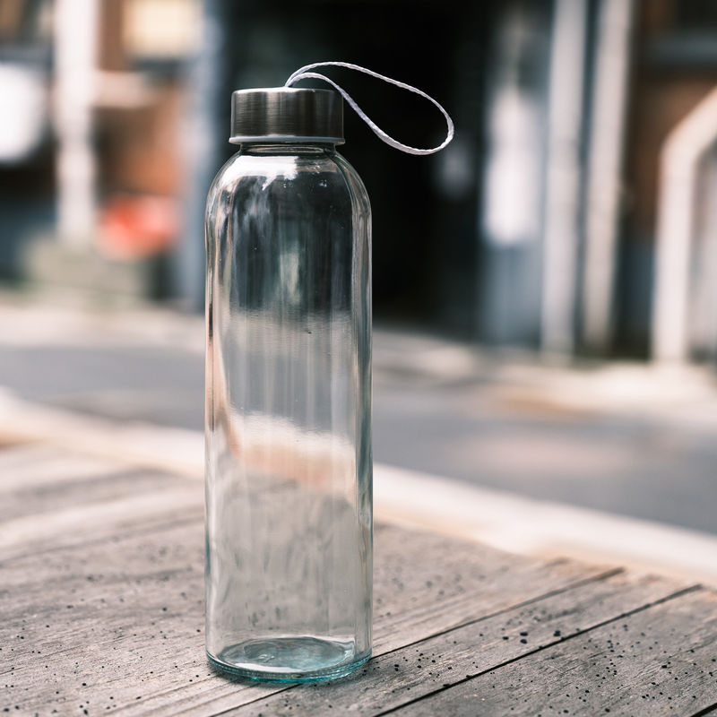 350ml 500ml vòng thể thao cao borosilicate chai thủy tinh nước với tay áo silicone